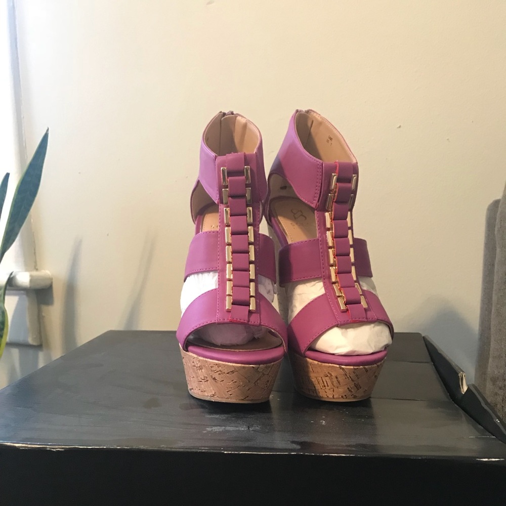 Wedges - Picture 2 of 4